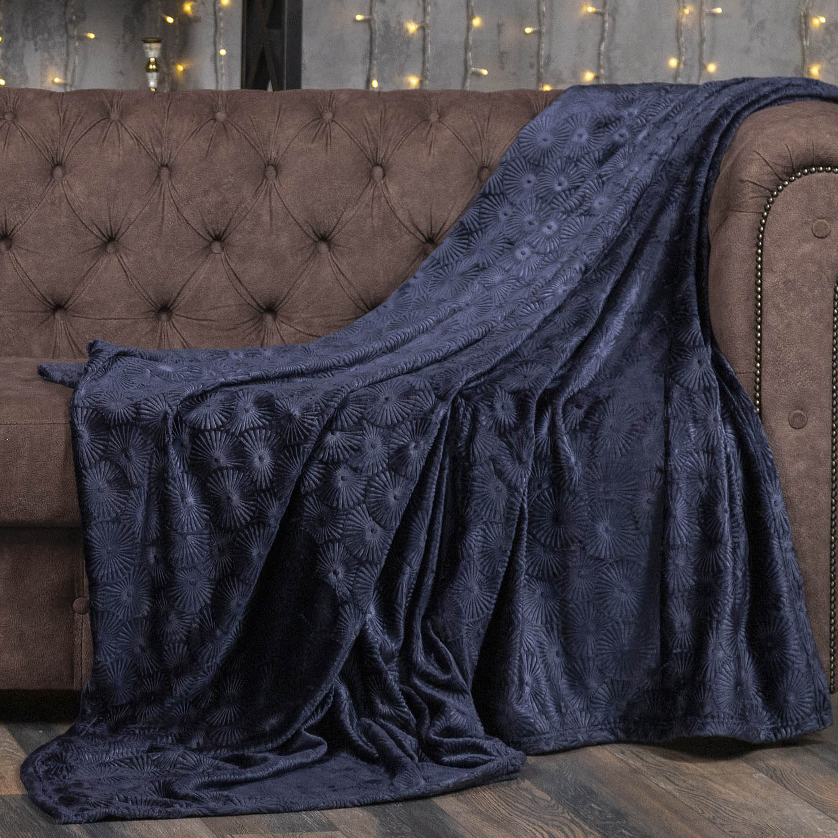 Плед ОЛИВИЯ однотонный с тиснением синий круг 18-07