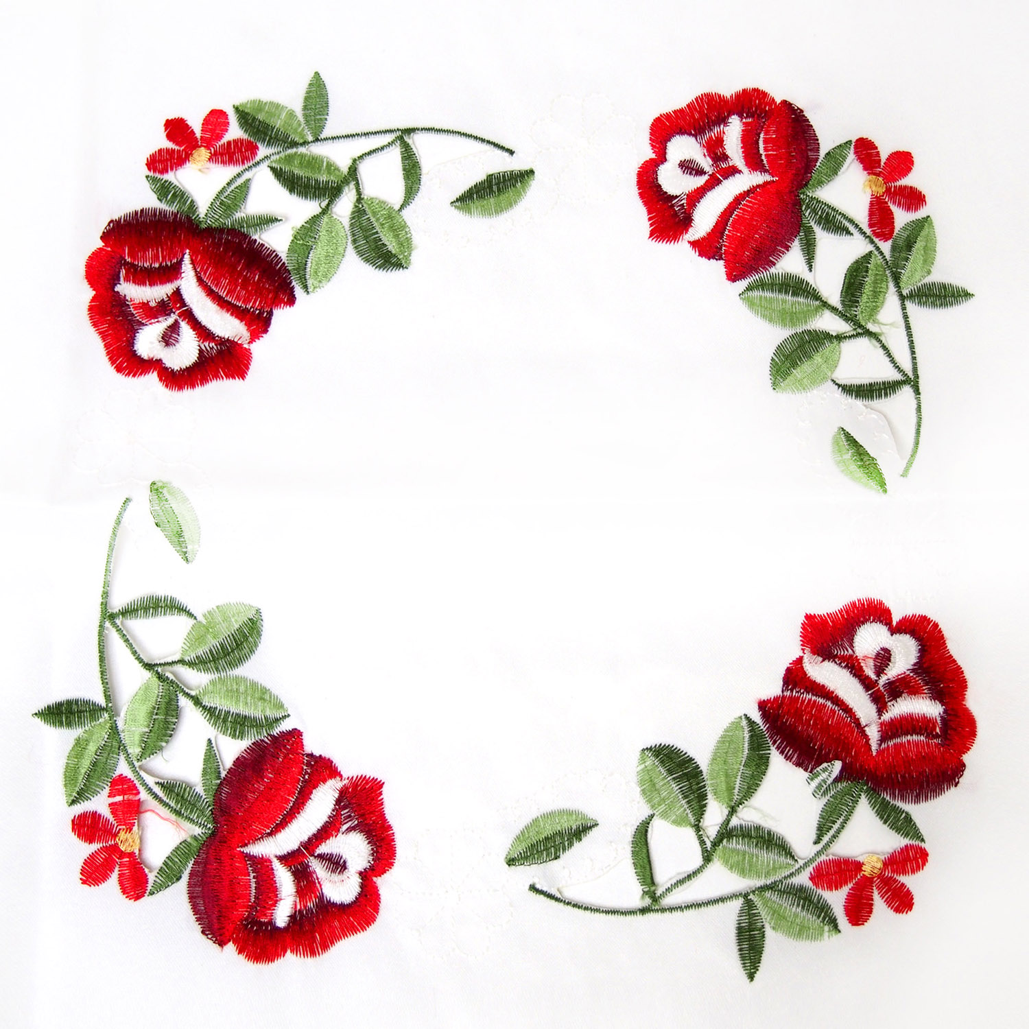 Скатерть 2286 белая