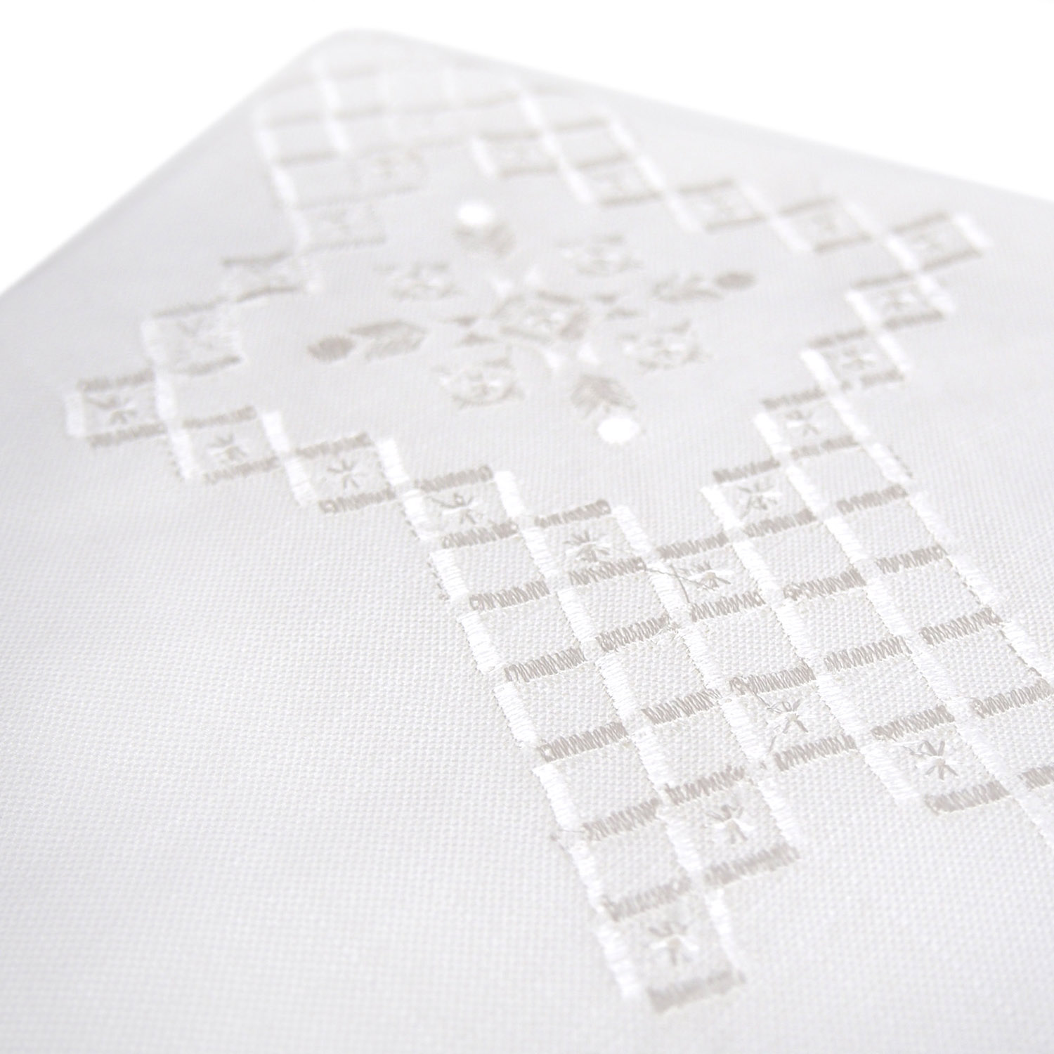 Скатерть 1805 150х220см белая