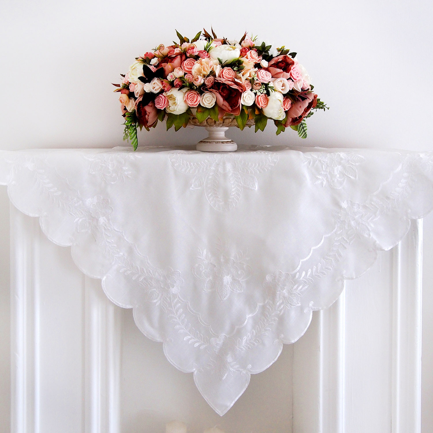 Скатерть 1804 150х220см белая