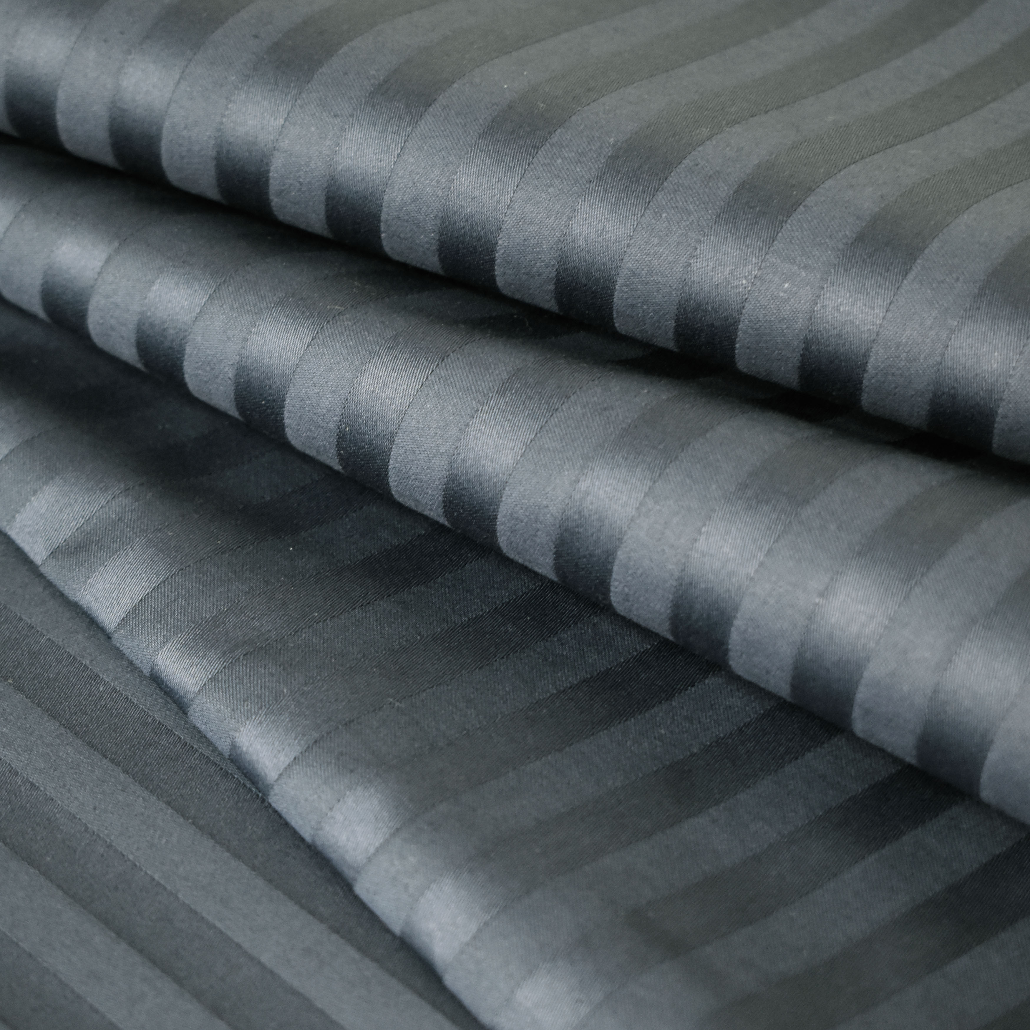 Набор наволочек Сатин-Страйп мокрый асфальт 18-4005