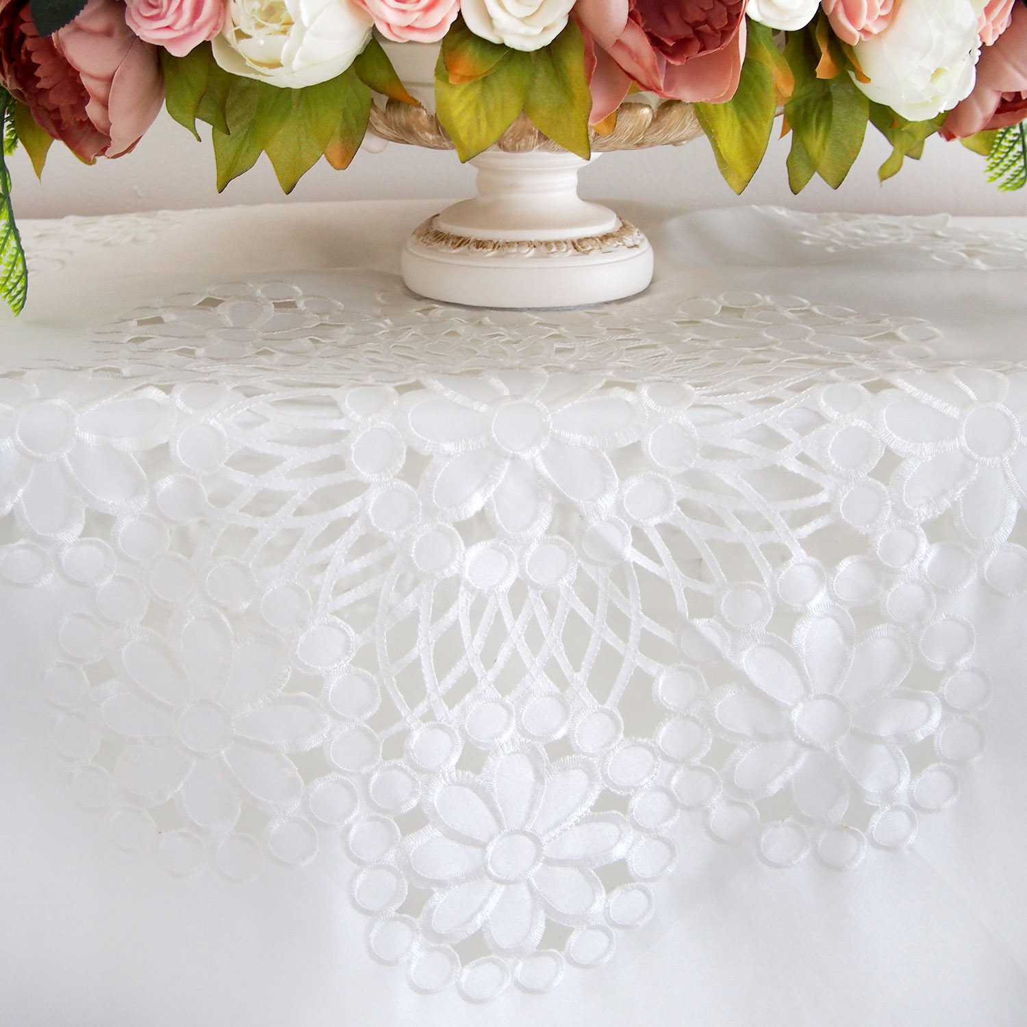 Столешник 2378 белый