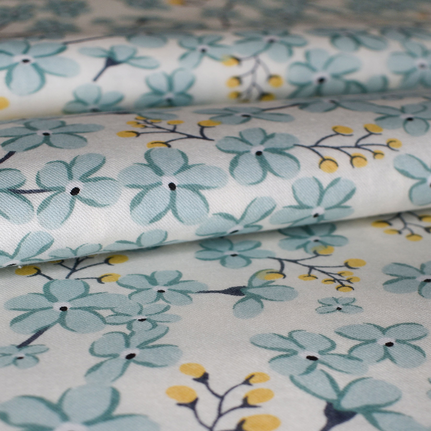 Простыня Сатин-Комфорт бело-голубая 17-27