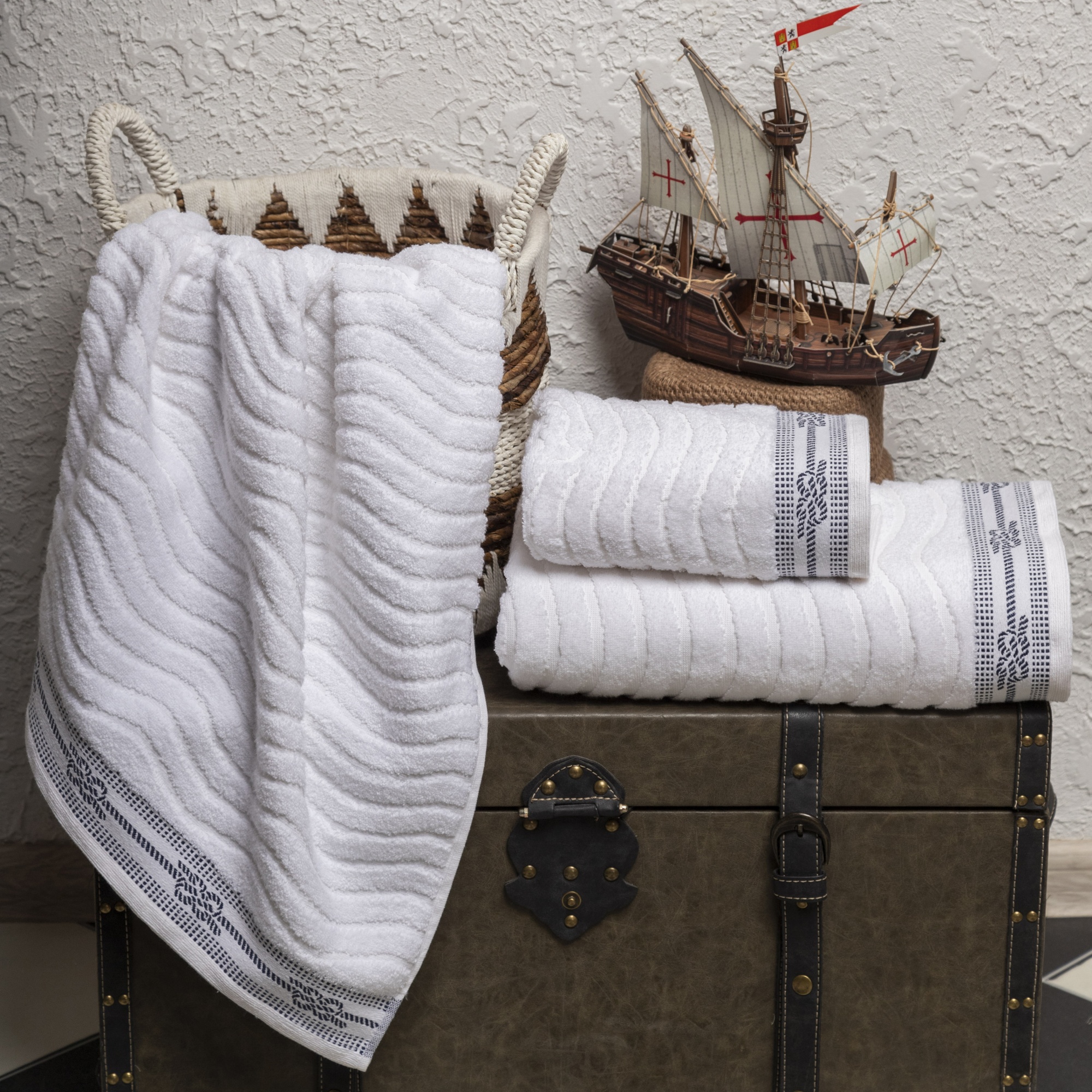 Полотенце ОКЕАН белое